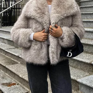 Luxe Cropped Faux Fur Jas