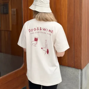 Off-White T-shirt - Dogs & Wine Make Everything Fine